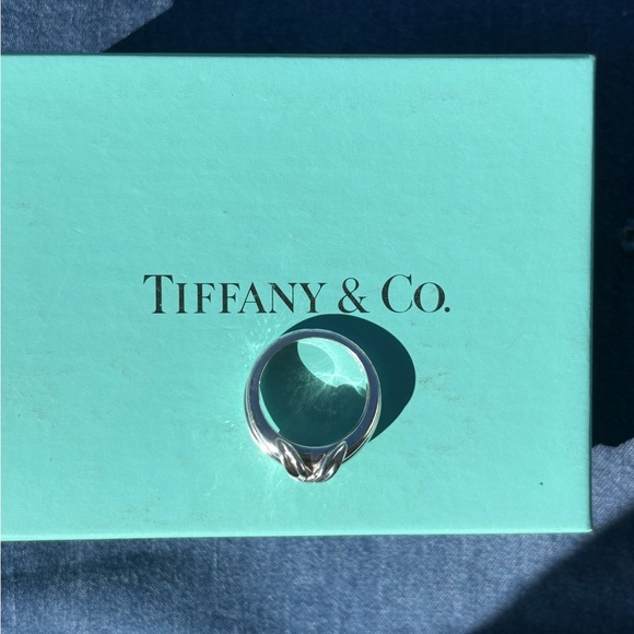 COPY - Tiffany & Co. sterling silver X ring size 6 - Picture 3 of 5